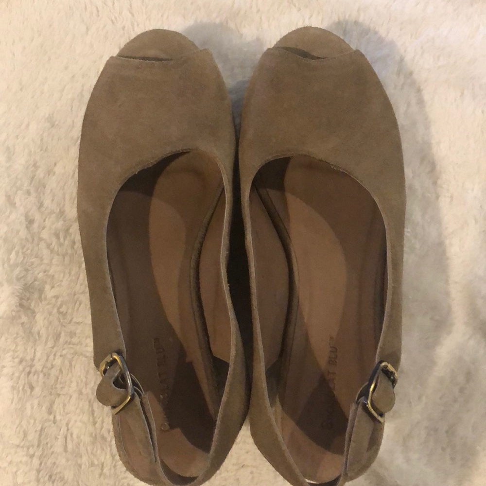 Chocolat Blu Witney brown platform size 9.5